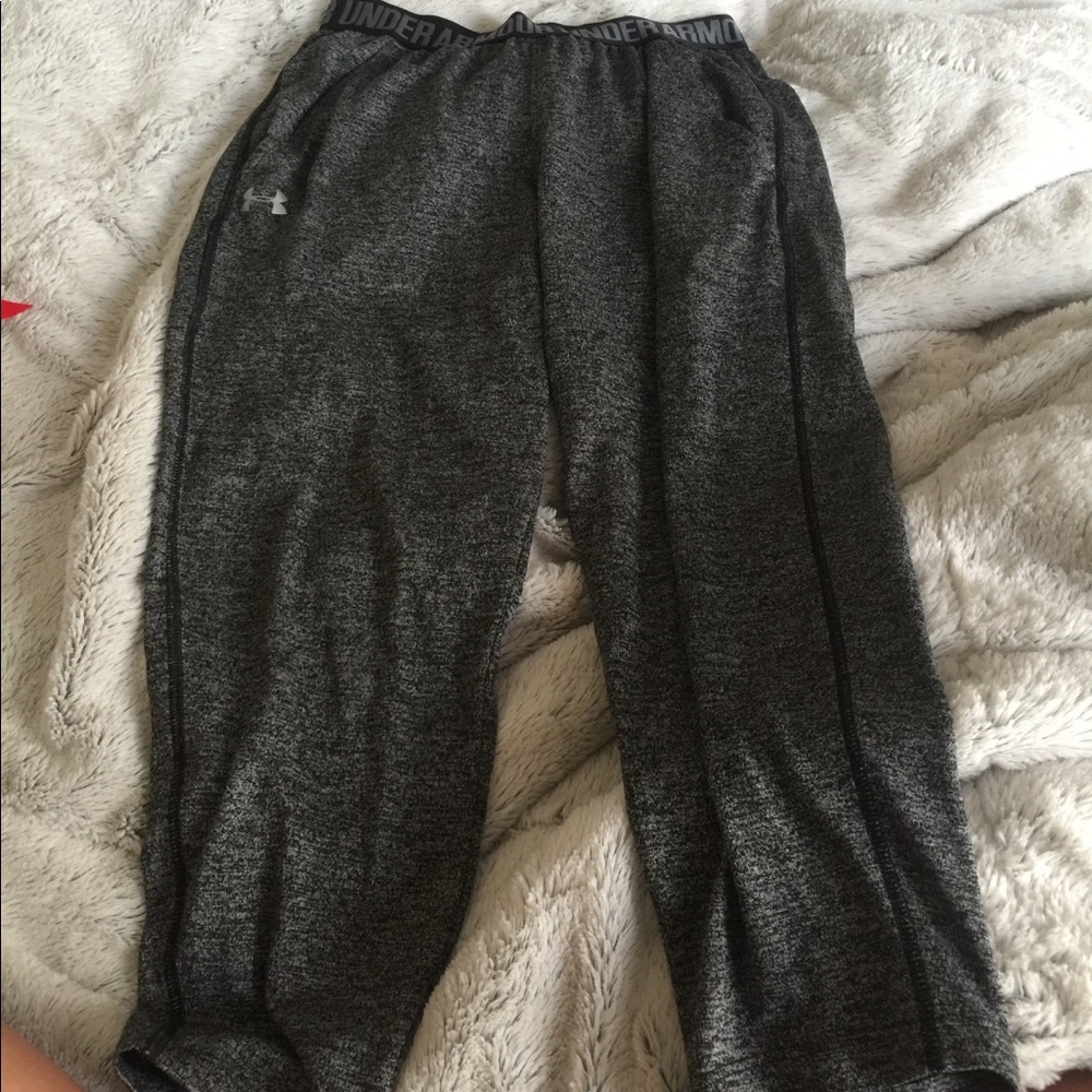 Under armour capris leggings
